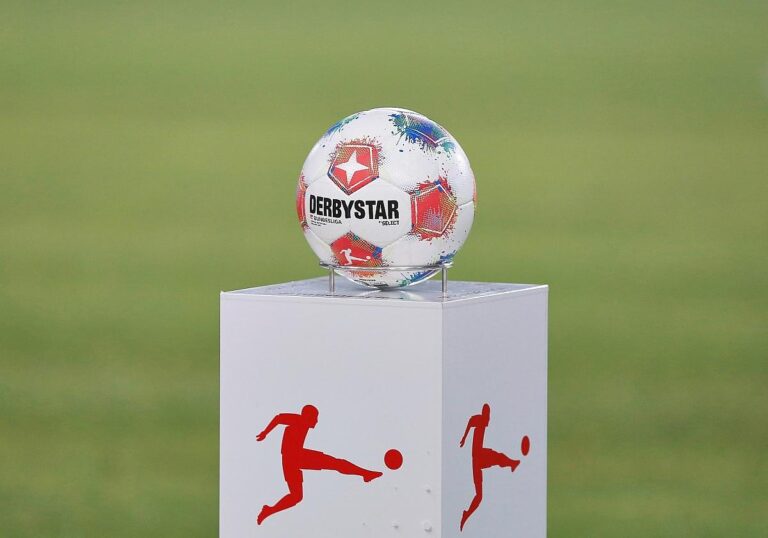 Fußball (Archiv)