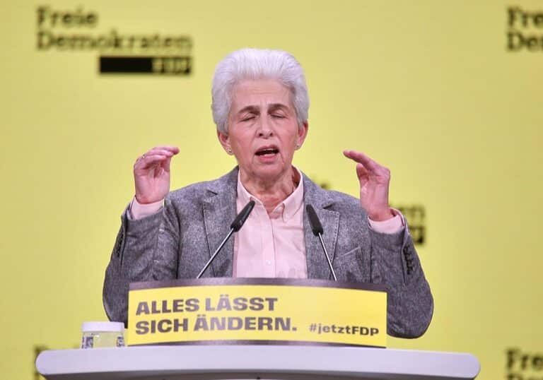 Marie-Agnes Strack-Zimmermann