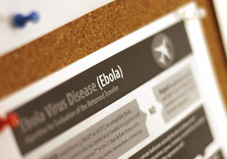 Ebola-Hinweisplakat (Archiv)
