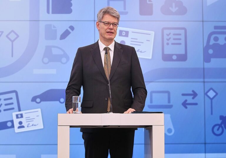Patrick Schnieder