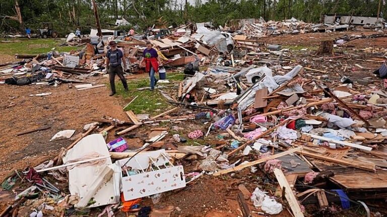 Tornados hinterlassen Spur der Zerstörung in Mississippi