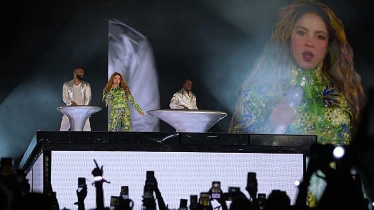 Shakira begeistert Millionen bei Gratiskonzert in Rio