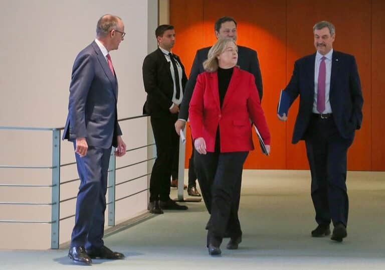 Pressekonferenz nach
