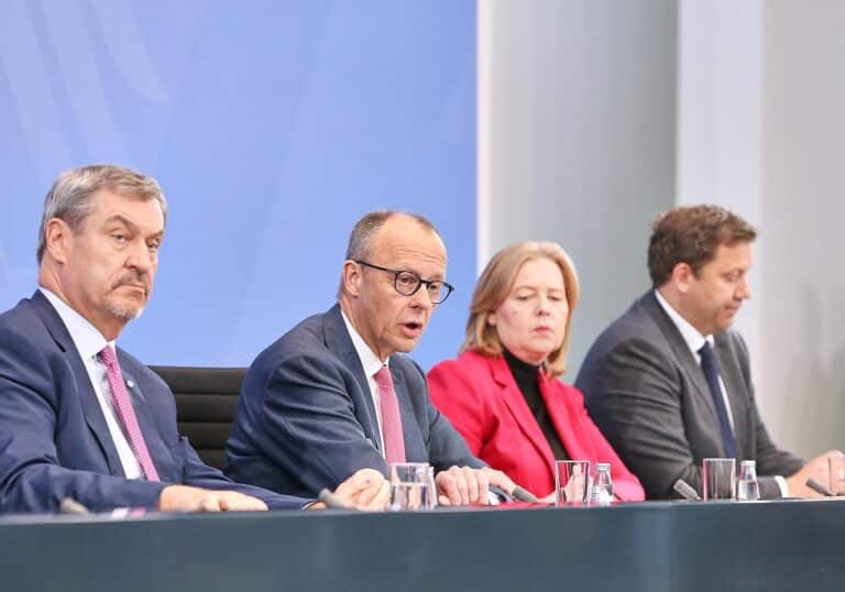 Pressekonferenz nach
