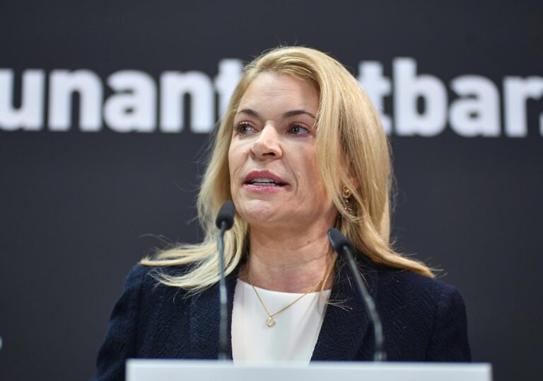Evelyn Palla