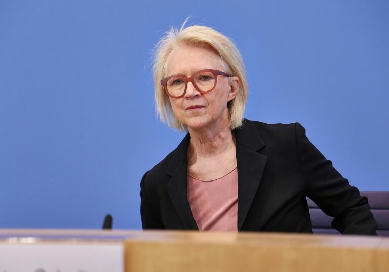 Monika Schnitzer