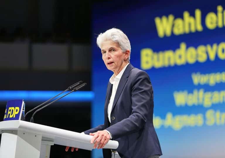 Marie-Agnes Strack-Zimmermann