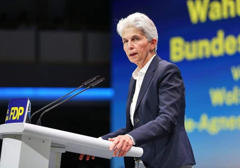 Marie-Agnes Strack-Zimmermann