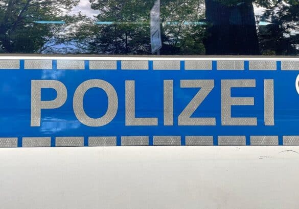 Polizei sucht feigen Unfallverursacher