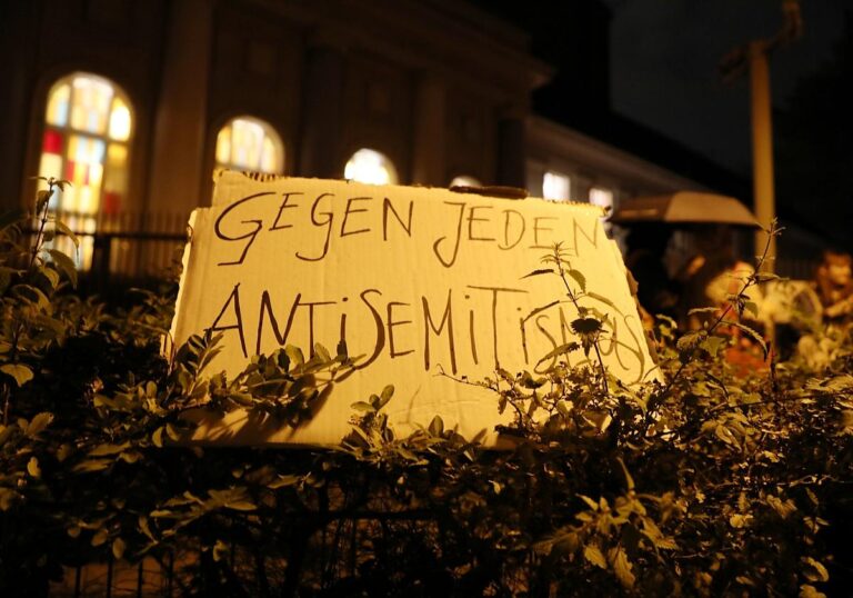 Mahnwache vor