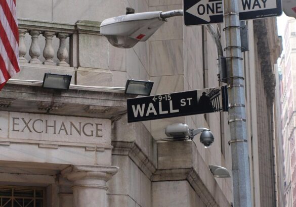 dts_image_2821_hcqdobmjqd_315_1200_840 Wallstreet /