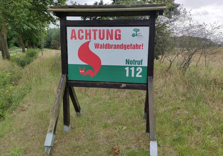Hinweis auf Waldbrandgefahr (Archiv) / via dts Nachrichtenagentur