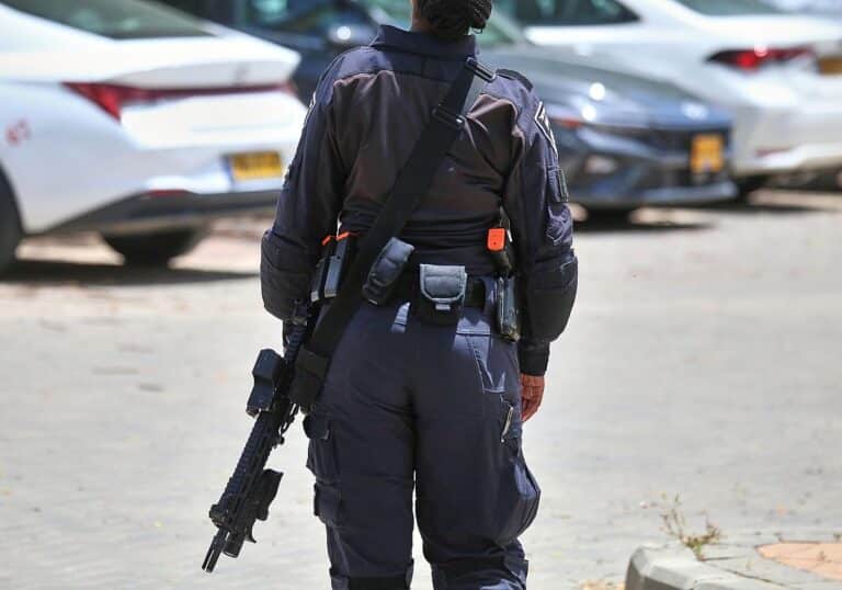 Israelische Soldatin