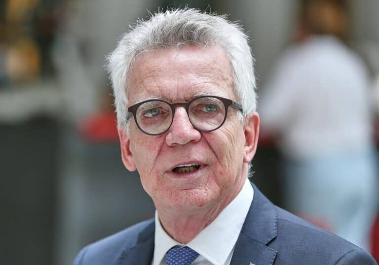 Thomas de