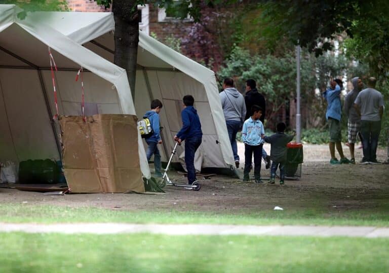 Flüchtlinge an