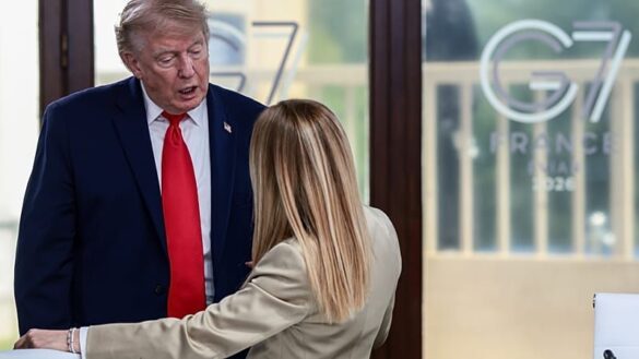 Meloni und Trump: Streit um Foto-Behauptung eskaliert