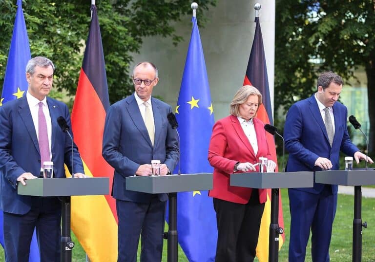 Pressekonferenz nach
