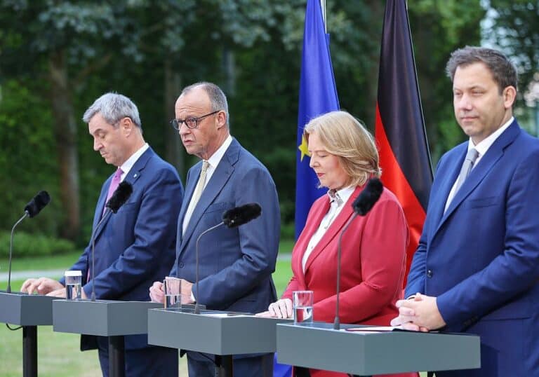 Pressekonferenz nach
