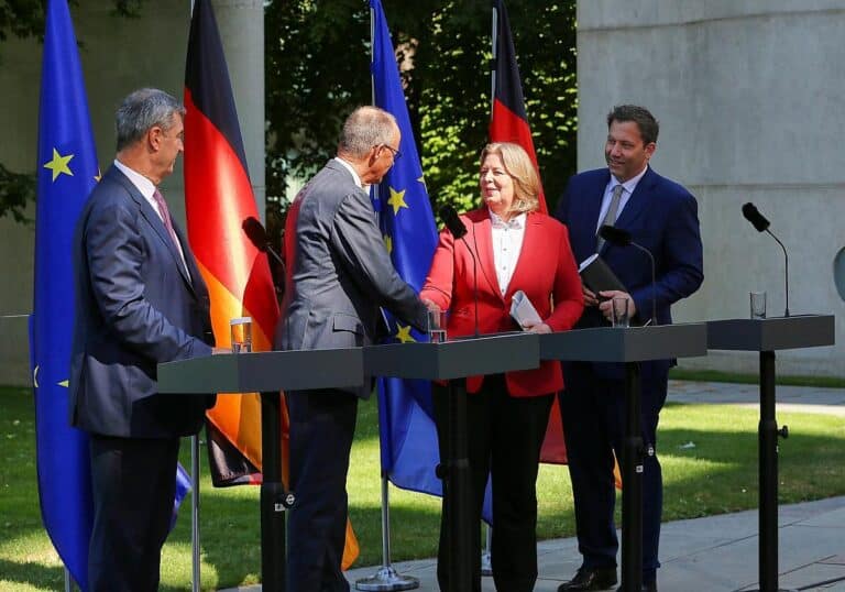 Pressekonferenz nach