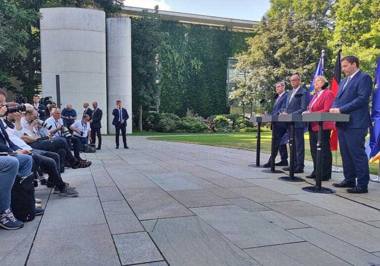 Pressekonferenz nach