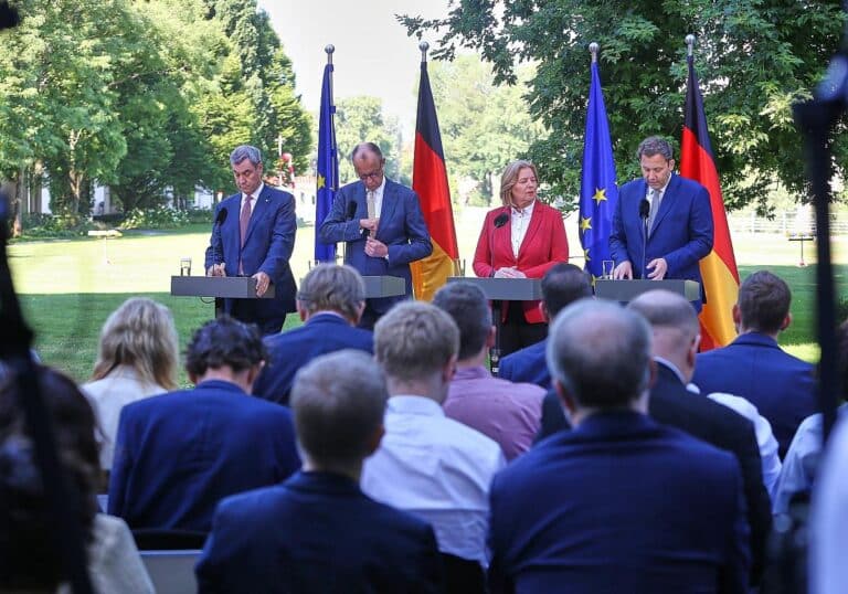 Pressekonferenz nach
