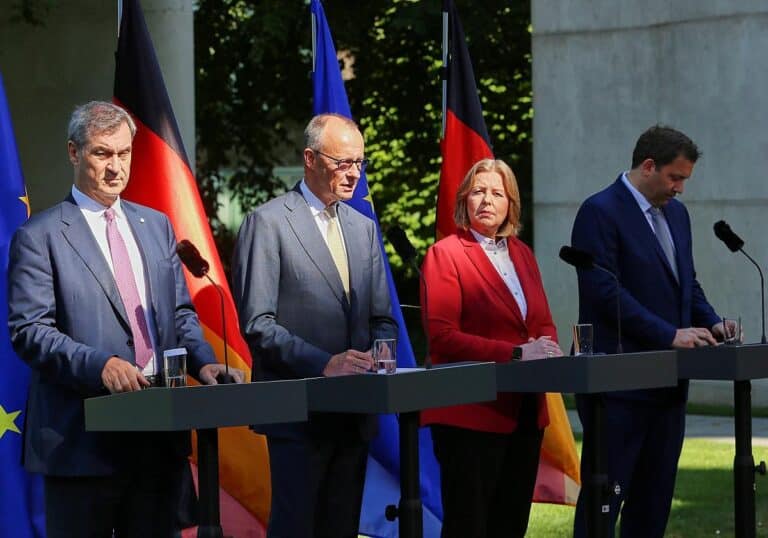 Pressekonferenz nach