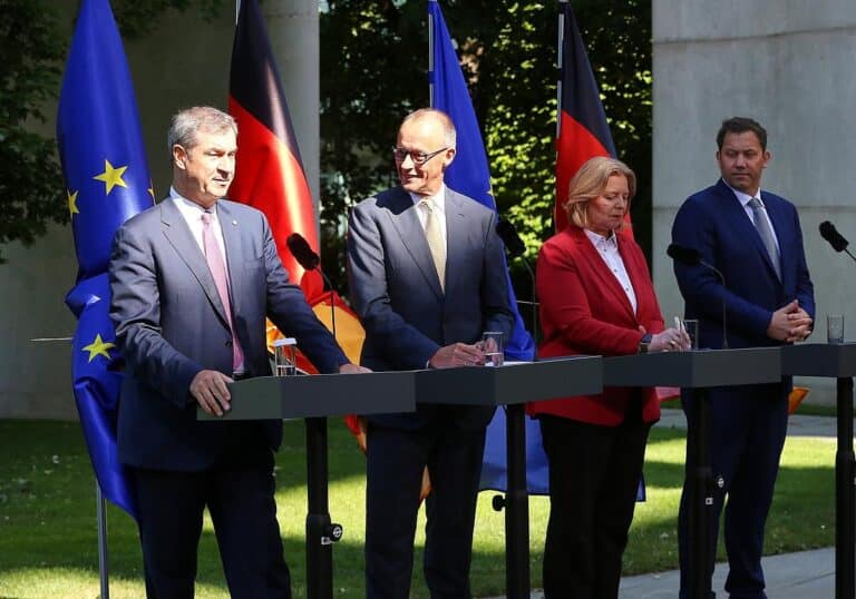 Pressekonferenz nach