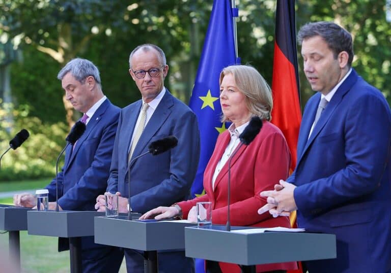Pressekonferenz nach