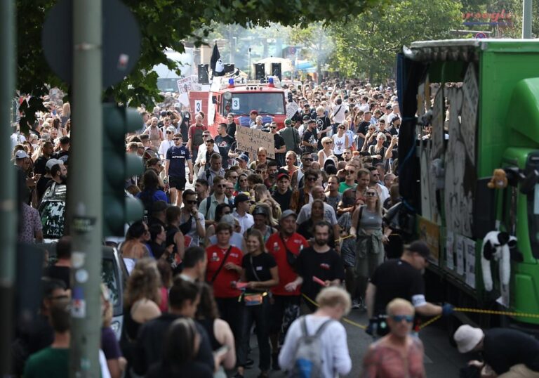 Techno-Parade "Zug