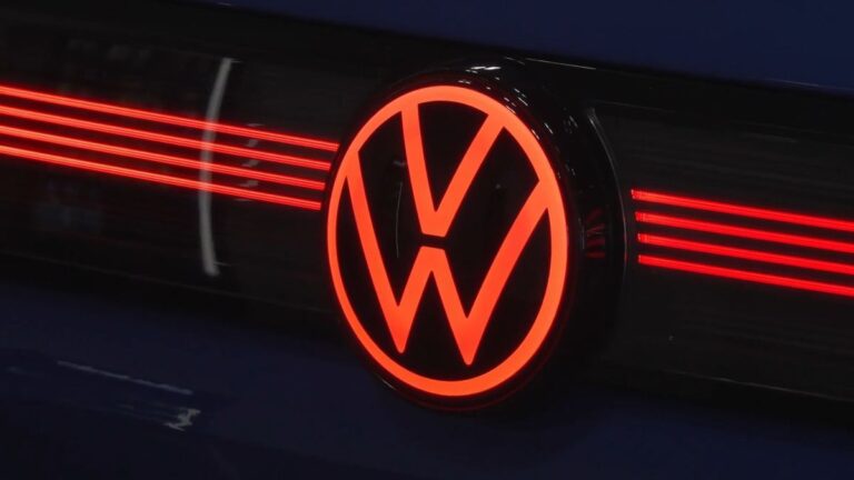 VW plant Werksschließungen und massiven Stellenabbau