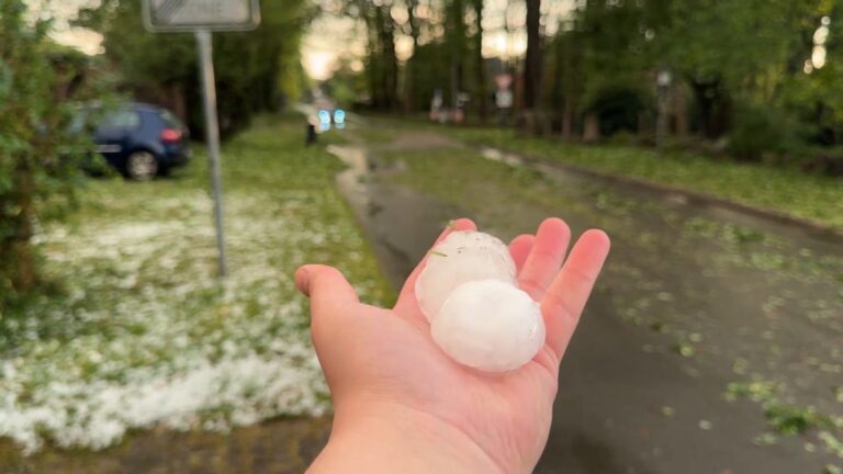 Hagelsturm verwüstet Heidenau: Tennisballgroße Körner zerstören