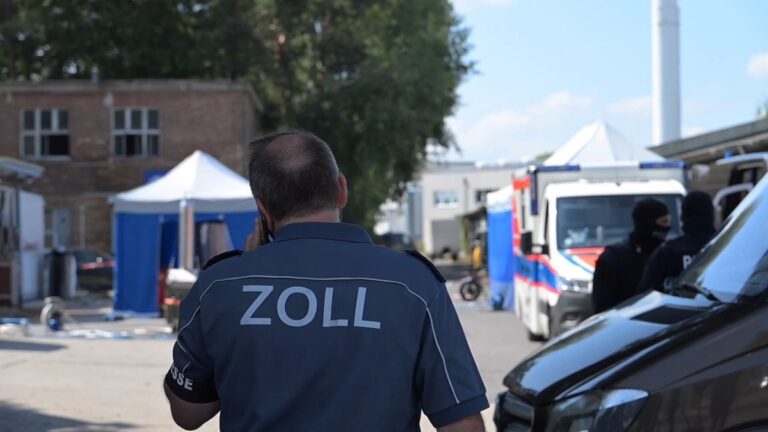 Großrazzia in Ludwigsfelde: Drogenlabor entdeckt