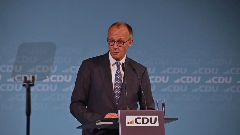 Spahn tritt zurück: Merz will Fraktionschef-Nachfolge im Juli klären