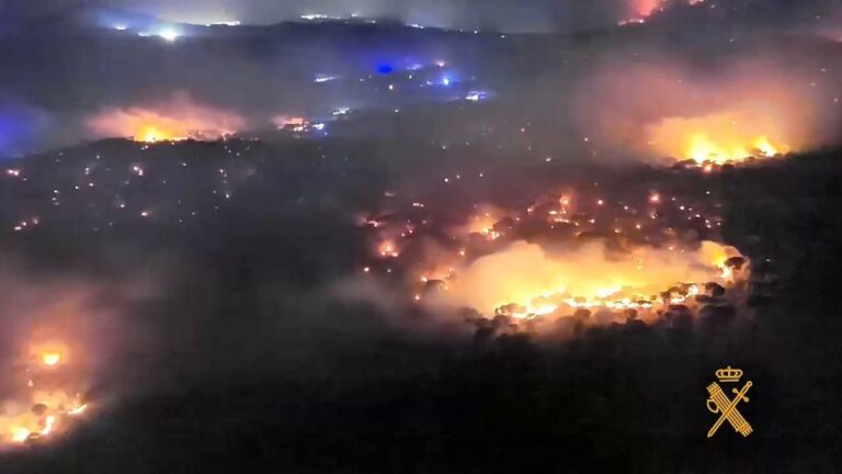 Waldbrände in Frankreich und Spanien: Über 250.000 evakuiert