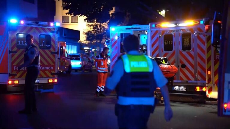 Großbrand setzt Einsatzkräfte unter Druck