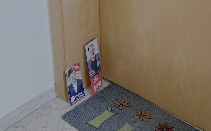 Unerwünschte und womöglich auch illegale Werbung oder "Besuchserinnerung" vor der Haustür?