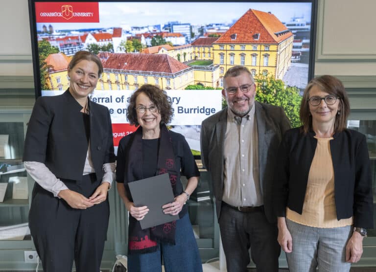Ehrendoktorwürde verliehen. / Foto: Hermann Pentermann in Osnabrück (Gesamtstadt)