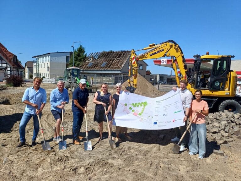 Spatenstich für Kastanienplatz. / Foto: Stadt Melle