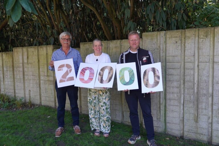 Von links: Dr. Gerhard Maus (Schatzmeister des Fördervereins), Diana Coppenrath (Vorsitzende des Fördervereins) und Tobias Klumpe (Zoologischer Direktor). / Foto: Lara Tönnes in Schölerberg
