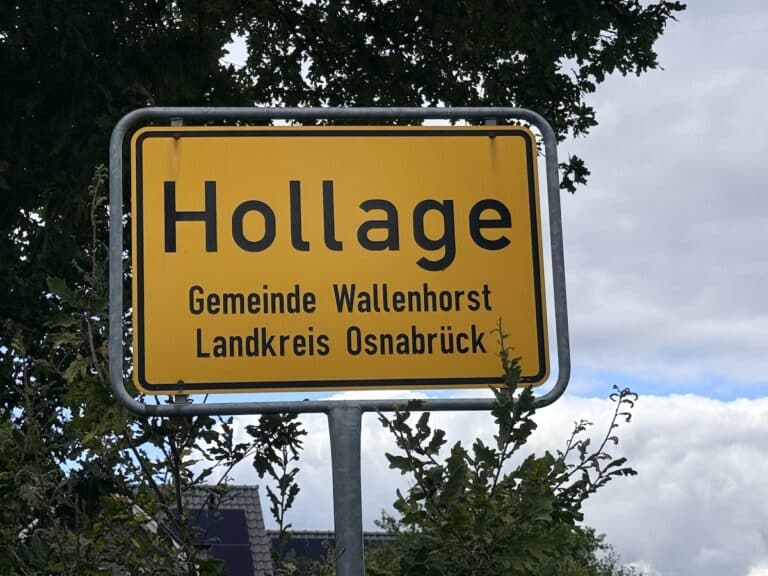 Ortseingangsschild Hollage