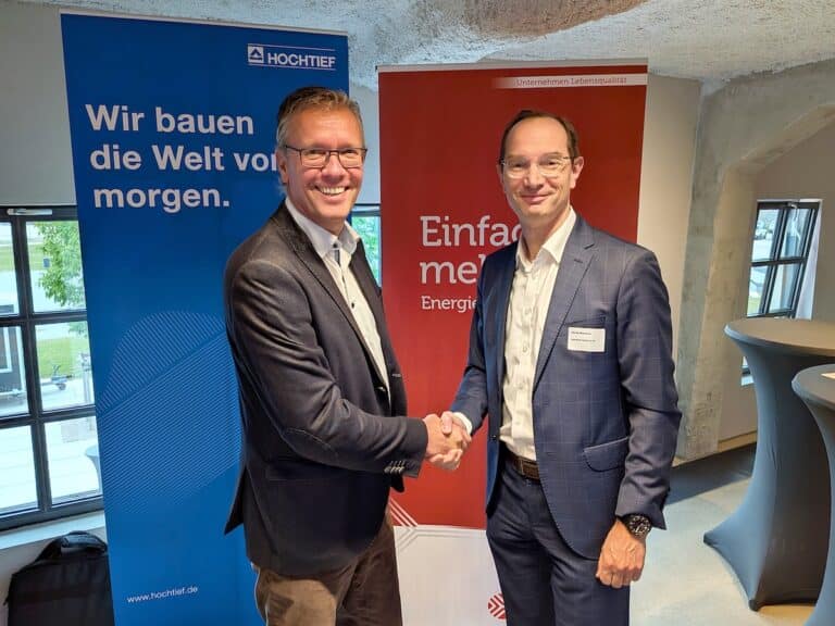 Dr. Joachim von Lukowicz und Daniel Waschow. / Foto: Marco Hörmeyer in Lokviertel