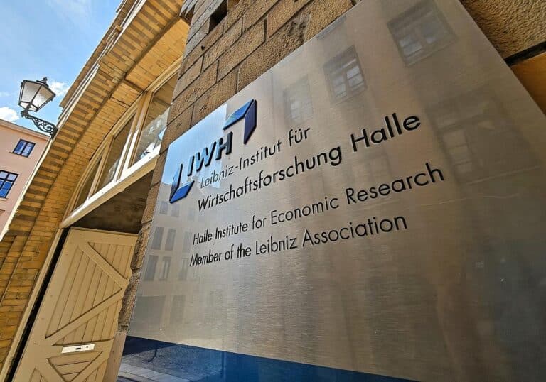IWH -