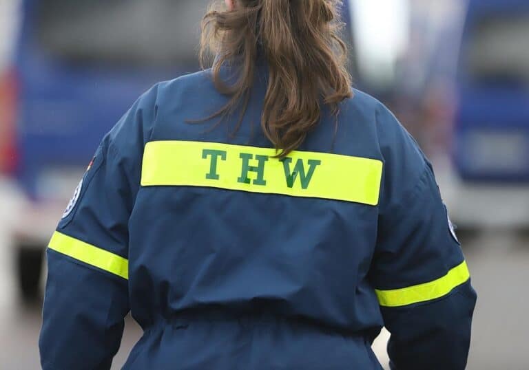 THW-Mitarbeiterin (Archiv)
