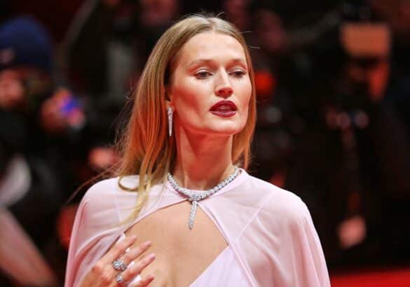 Toni Garrn