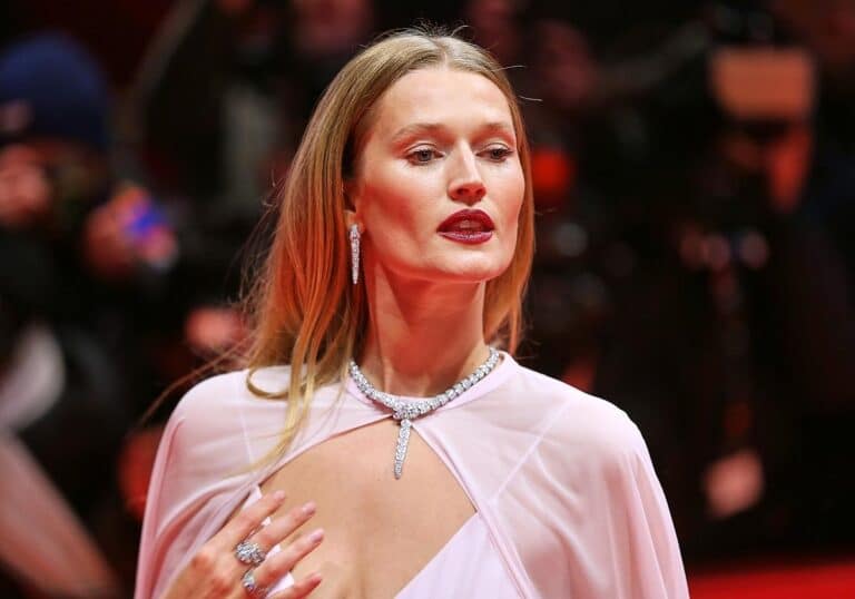 Toni Garrn