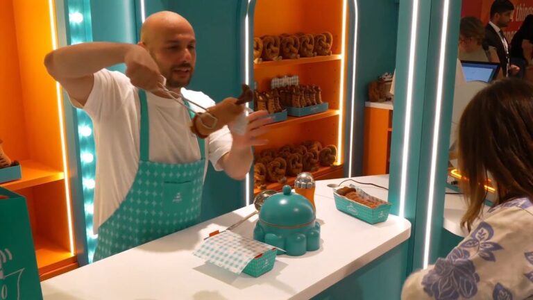 Plüsch-Bratwürste im KaDeWe: Fans stehen Schlange für Jellycat