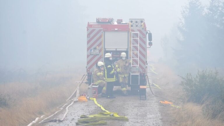 Waldbrand im Hohen Venn: Monschau bleibt gesperrt