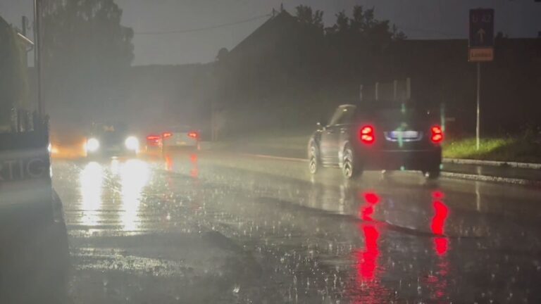 Gewitter und Starkregen: DWD warnt vor Unwettern im Norden und Süden