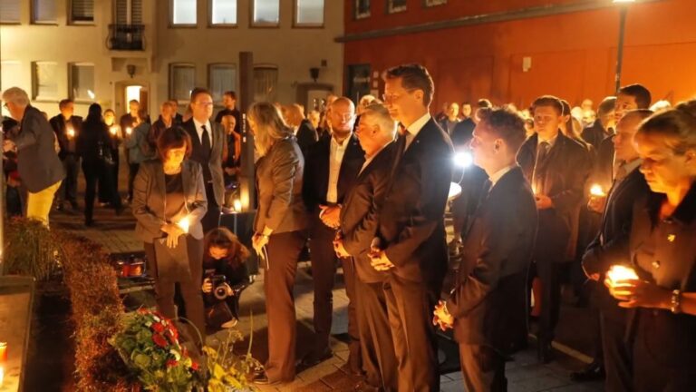 Solingen gedenkt zwei Jahre nach Messeranschlag