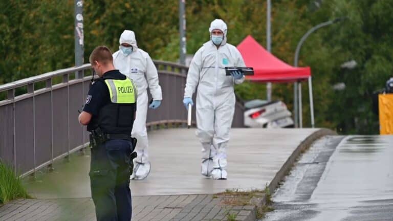 Frau in Erkner nach Messerangriff gestorben
